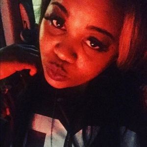 Meet your Posher, Lashunda